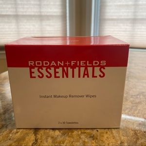 Rodan & Fields Essential Makeup Remover Wipes